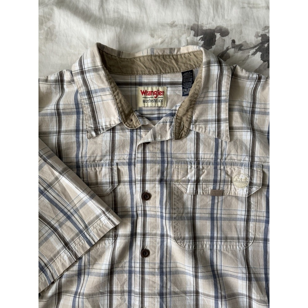 Vintage Wrangler Authentics Casual Short Sleeve Button Up Shirt Plaid Check